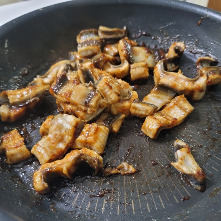 국산장어한마리 이미지