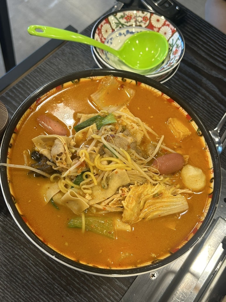 남씨네 꼬치꼬치 이미지