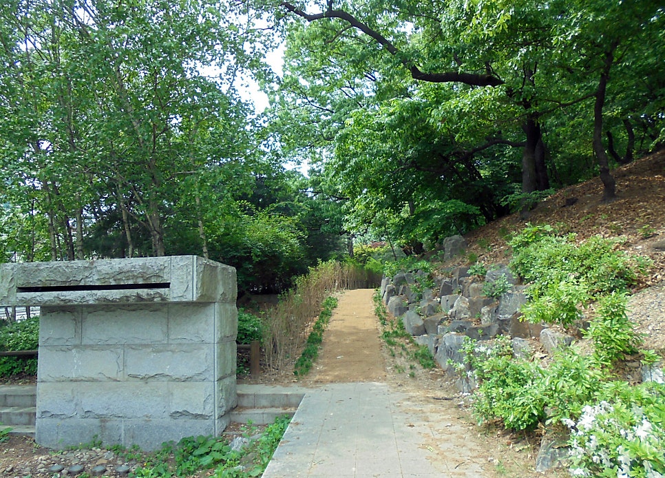 계절의숲 이미지