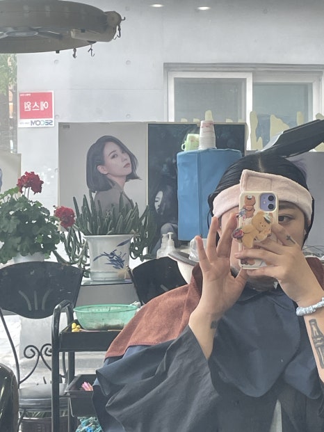 까까머리 미용실 이미지