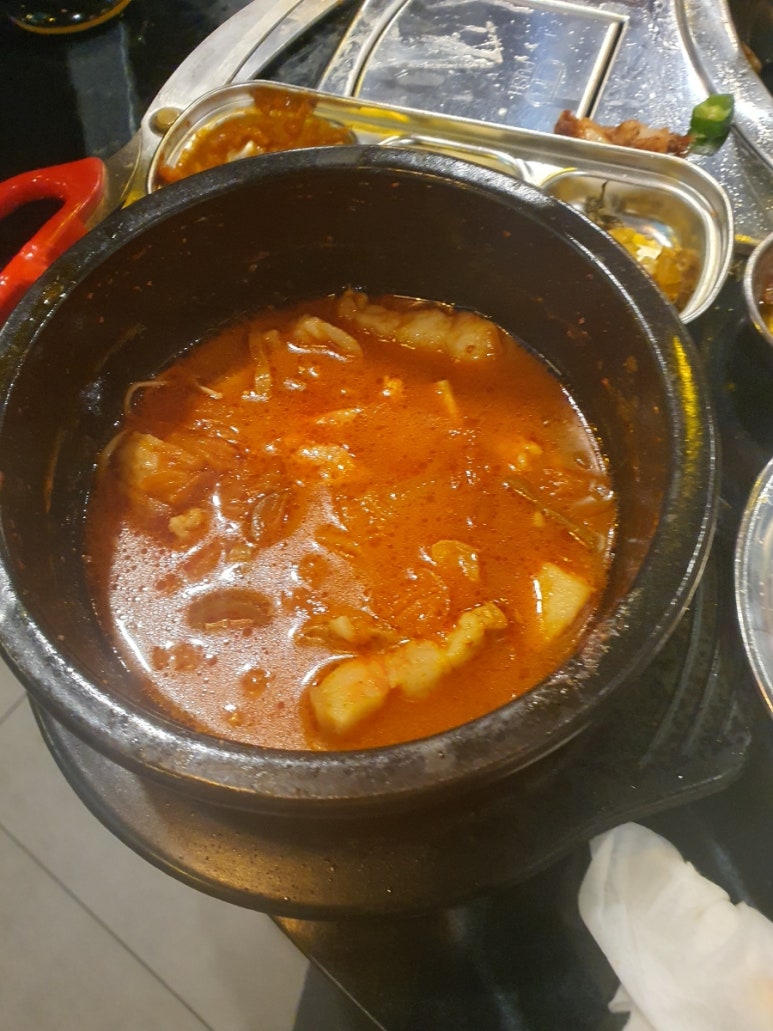 꼰돼지 이미지