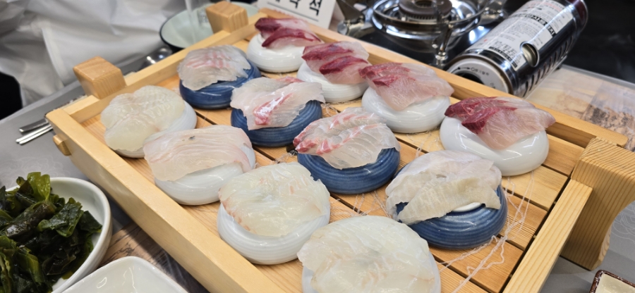 섬횟집 사진 7