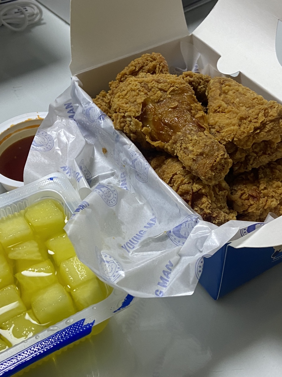 청년치킨 경산점 이미지
