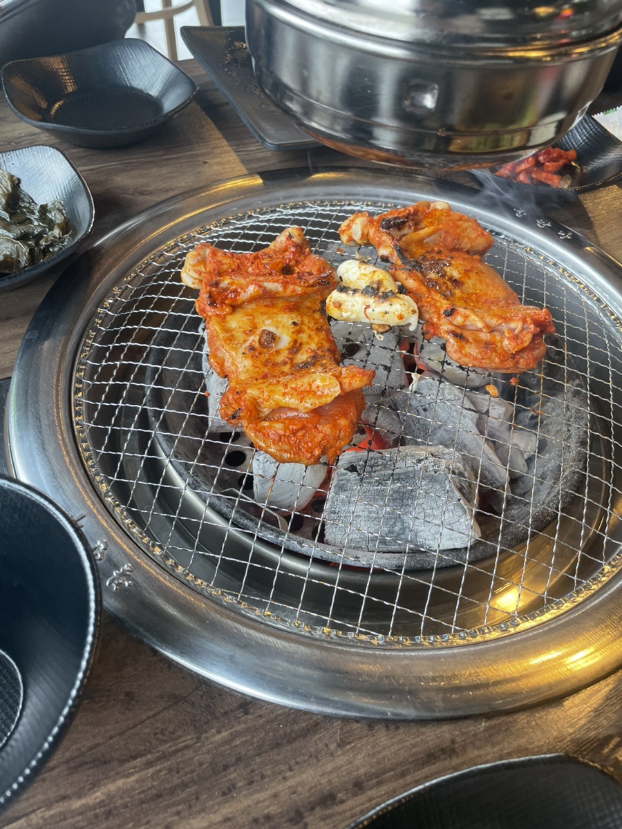 명물숯불닭갈비 이미지