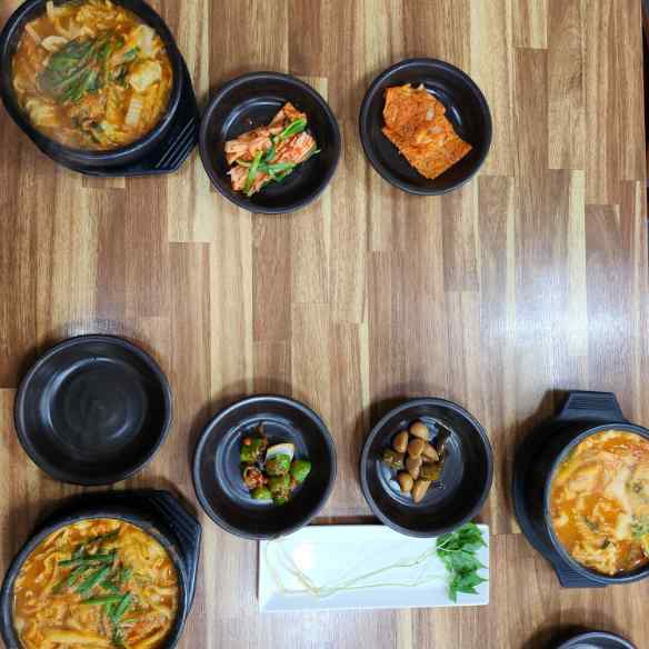 어탕맛칼국수 이미지