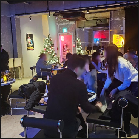 라운지 앤 펍 이미지