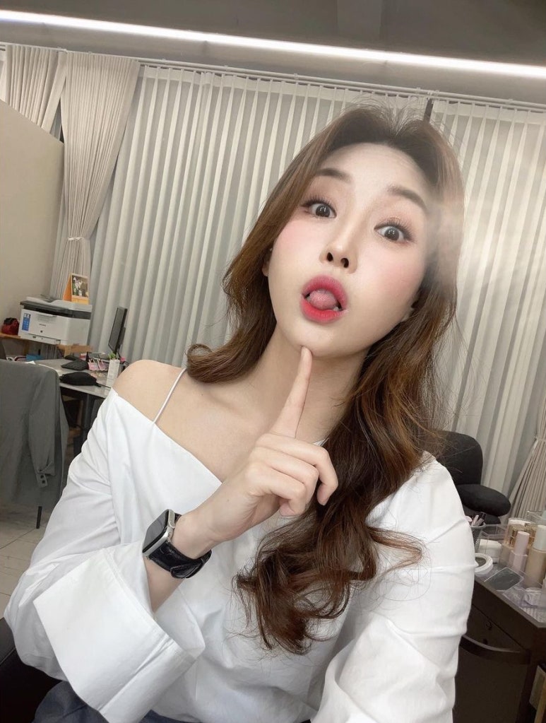 라요메이크업 이미지