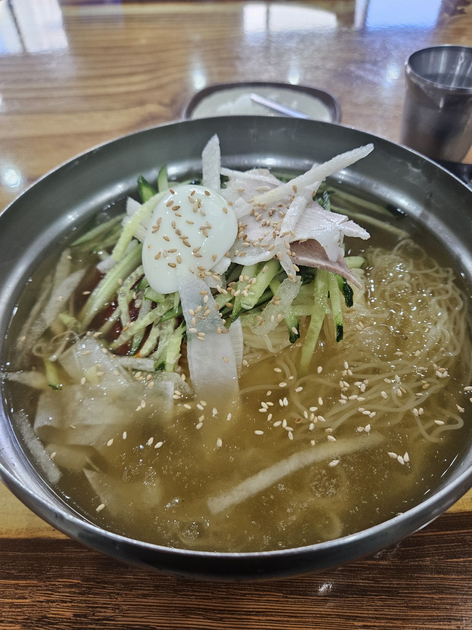 다운밀면 이미지