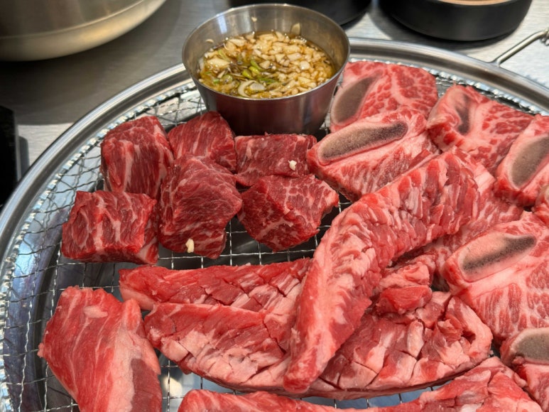 팔도소갈비천호 이미지