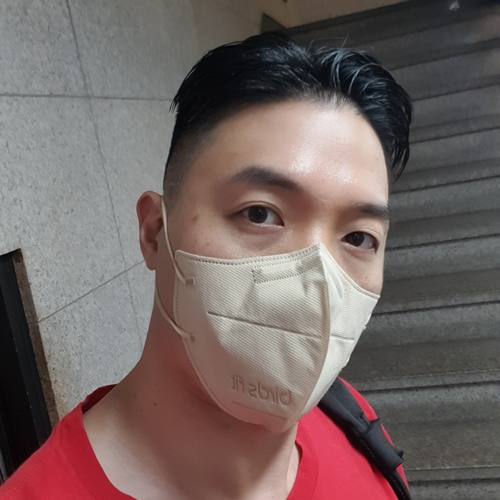 휴브리스바버샵 이미지