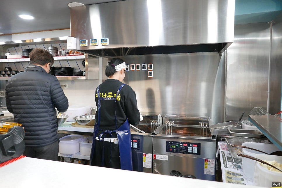 다가치깨통닭 이미지