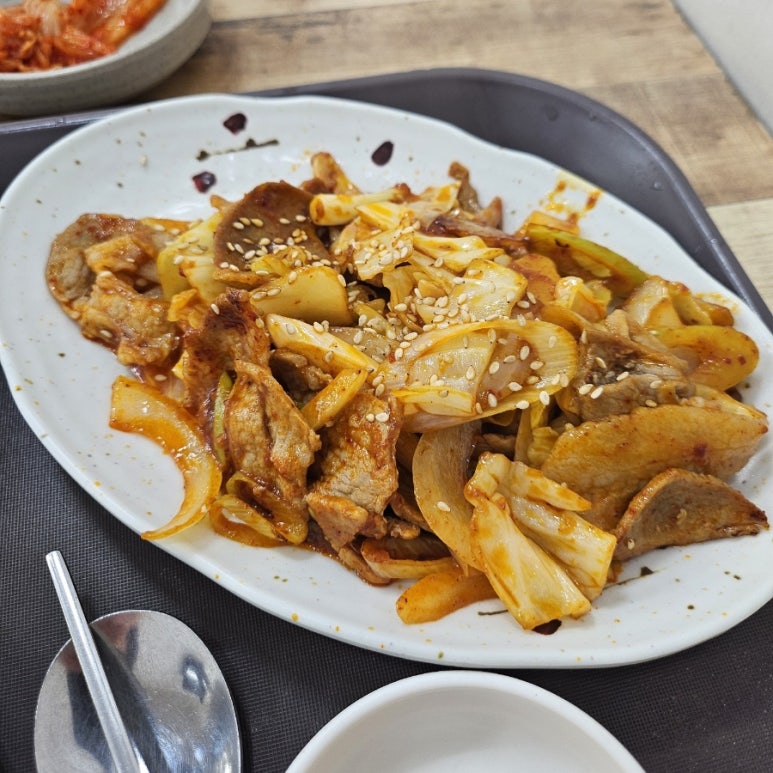 근이네식당 이미지