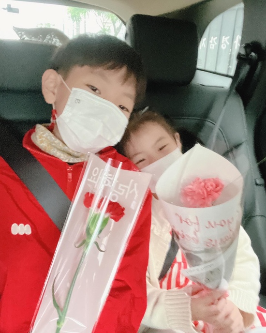 꽃다움 이미지