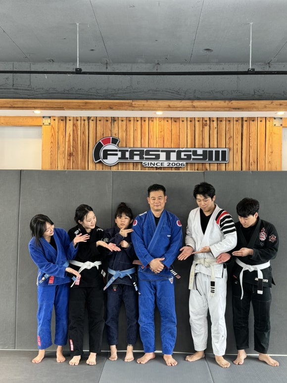 퍼스트짐 이미지