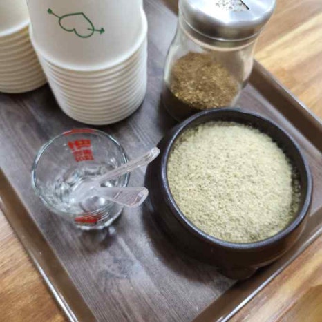 어탕맛칼국수 이미지