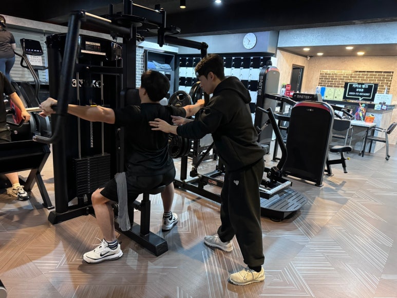 펠리스짐 이미지