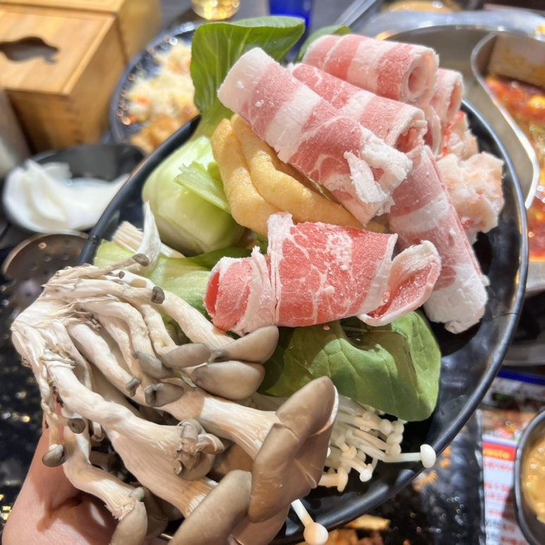 무한숯불양꼬치&훠궈 이미지