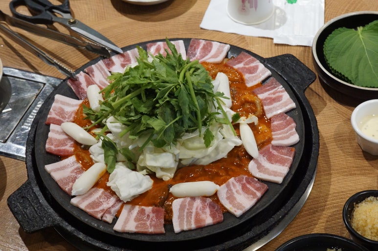 쭈꾸미일당백구월 이미지