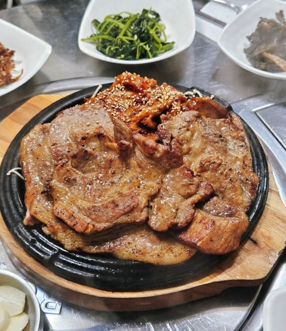 참숯나라닭굽는마을 이미지