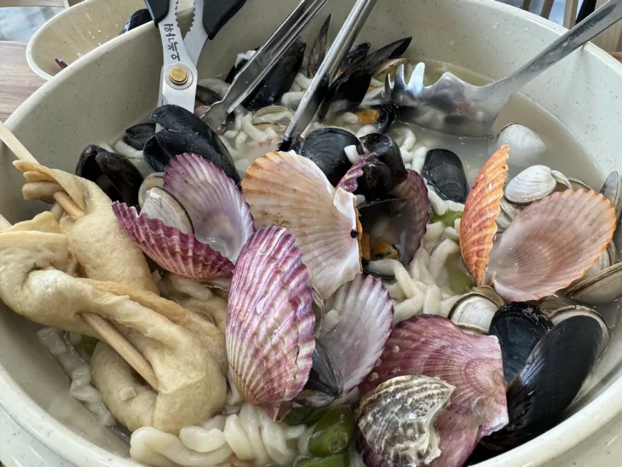 탑 해물 칼국수 이미지
