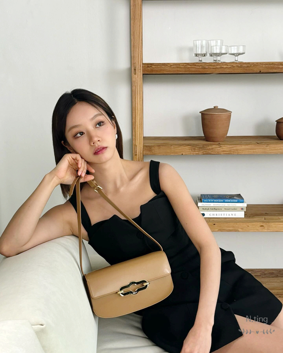 명품토탈패션 이미지