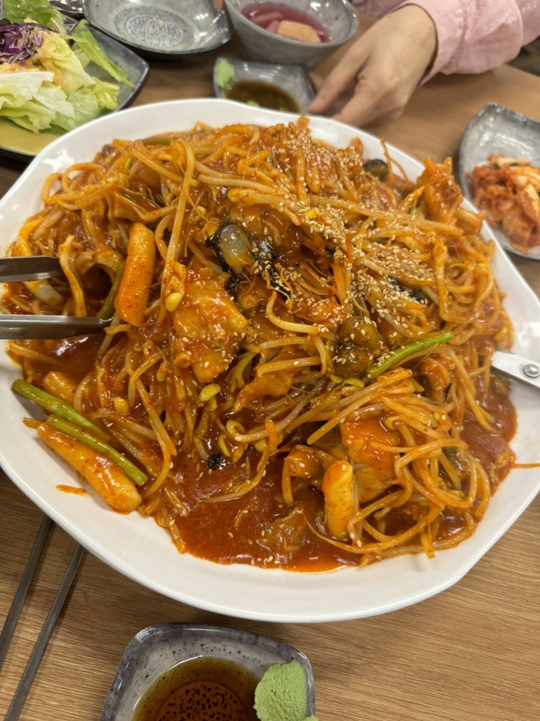 태윤해물찜칼국수 이미지