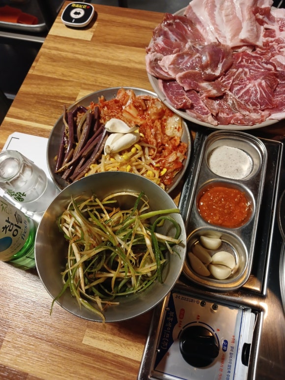 신깡통뒷고기 이미지