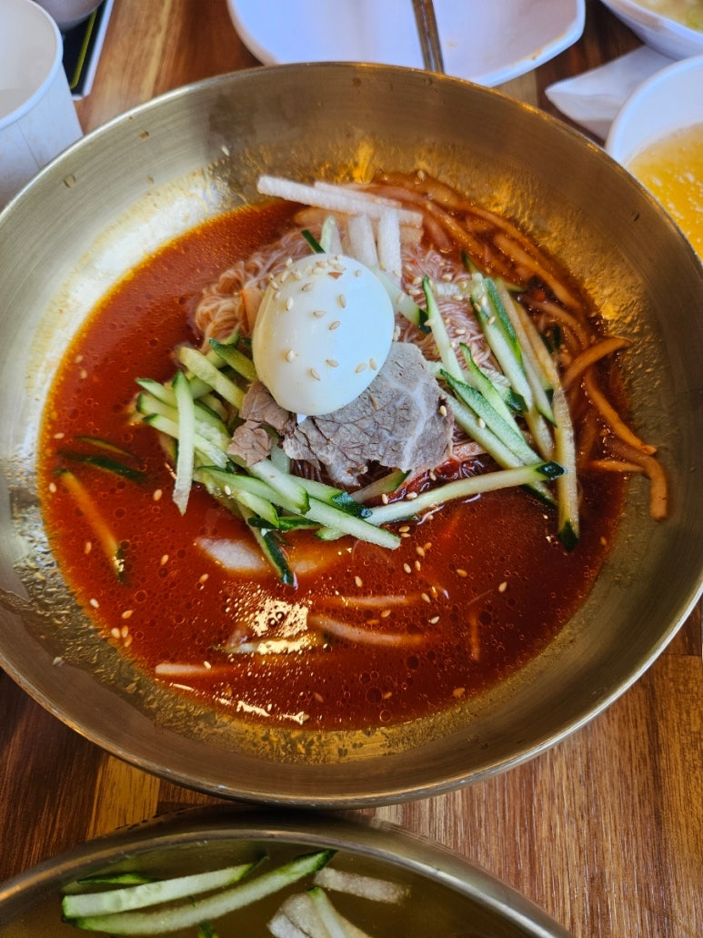 솔가함흥냉면 이미지