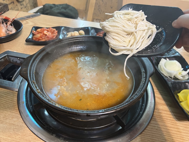 장인손만두 이미지