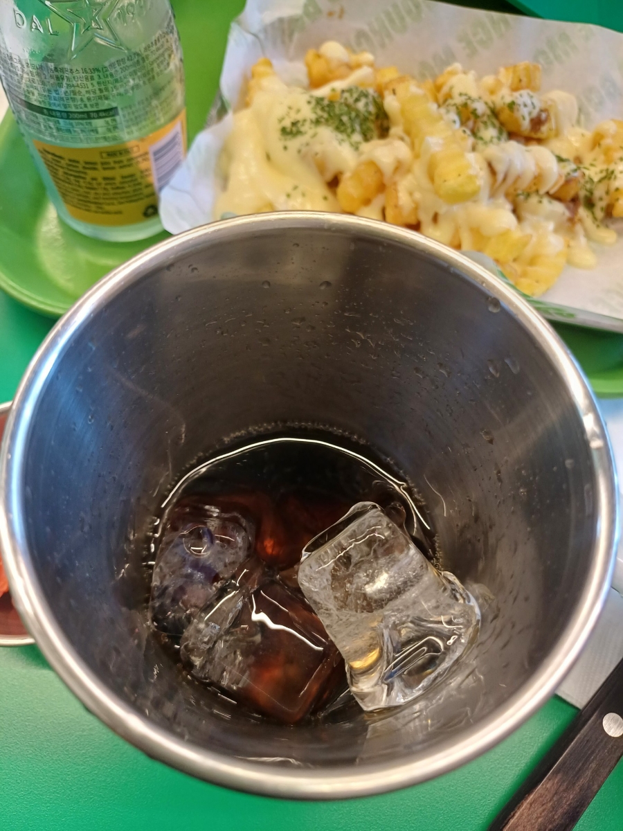 강남스타일수제햄버거 이미지