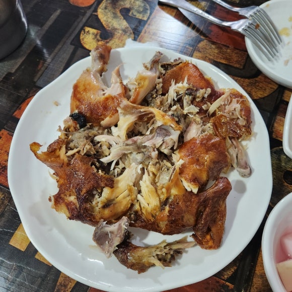 옥돌구이 통닭 이미지