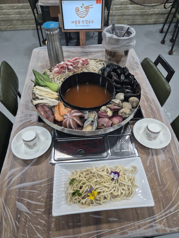 속초해물칼국수 이미지