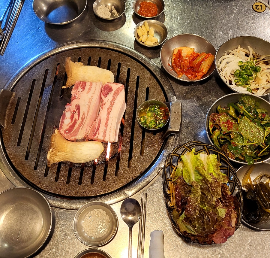 연탄불생고기한판 이미지