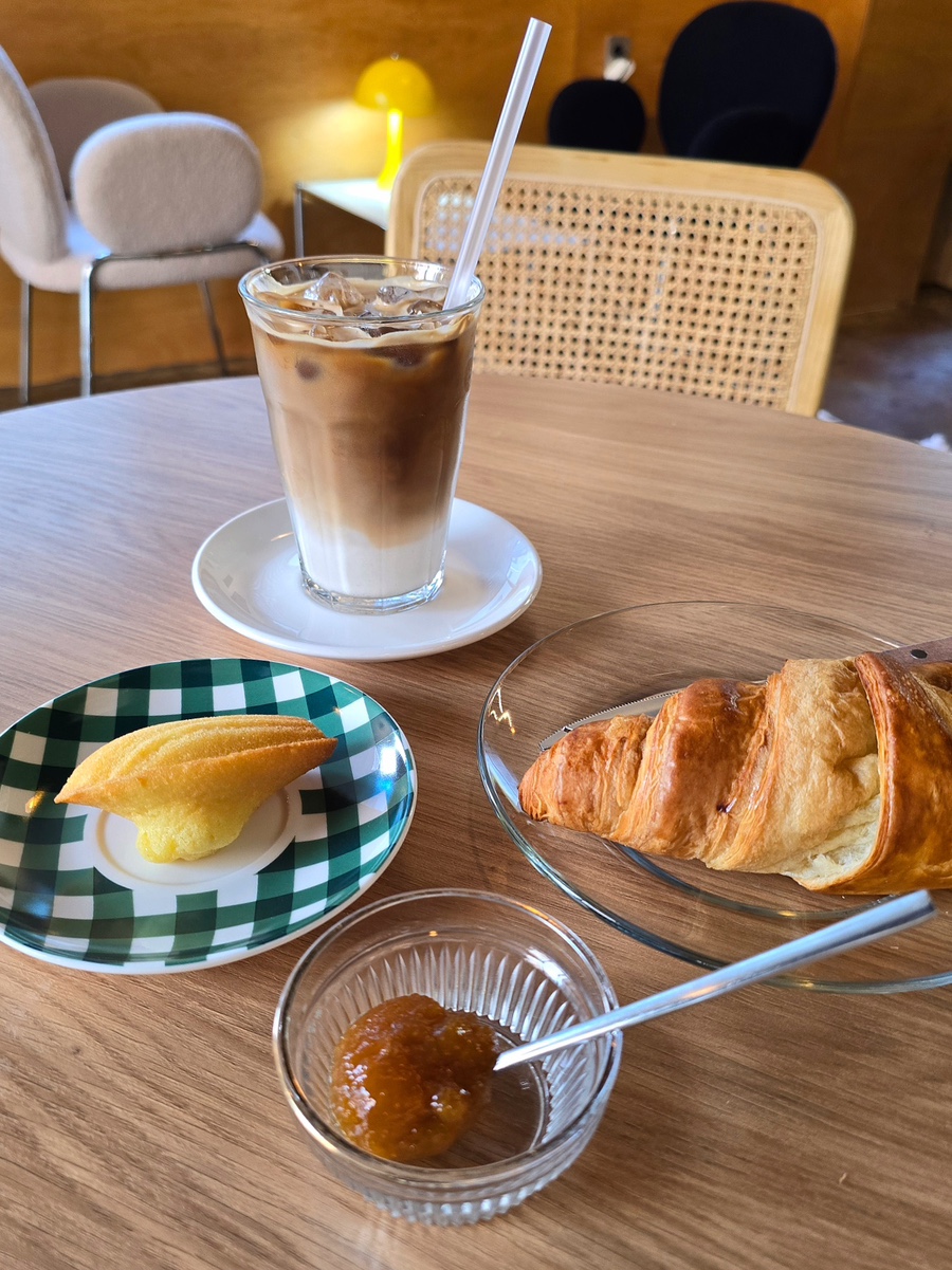 도브로(dobro) 이미지