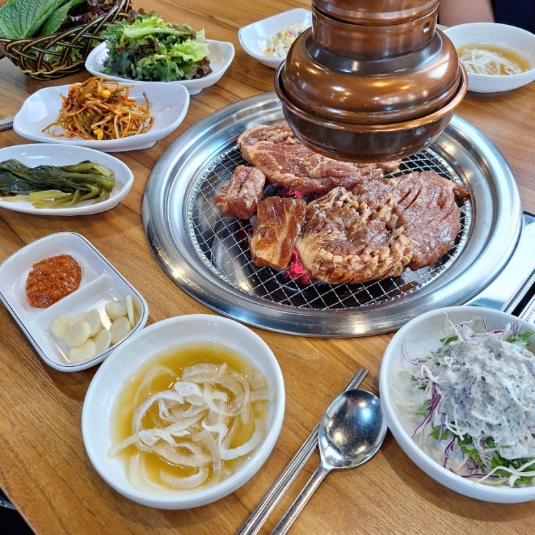 부자돼지숯불갈비 이미지