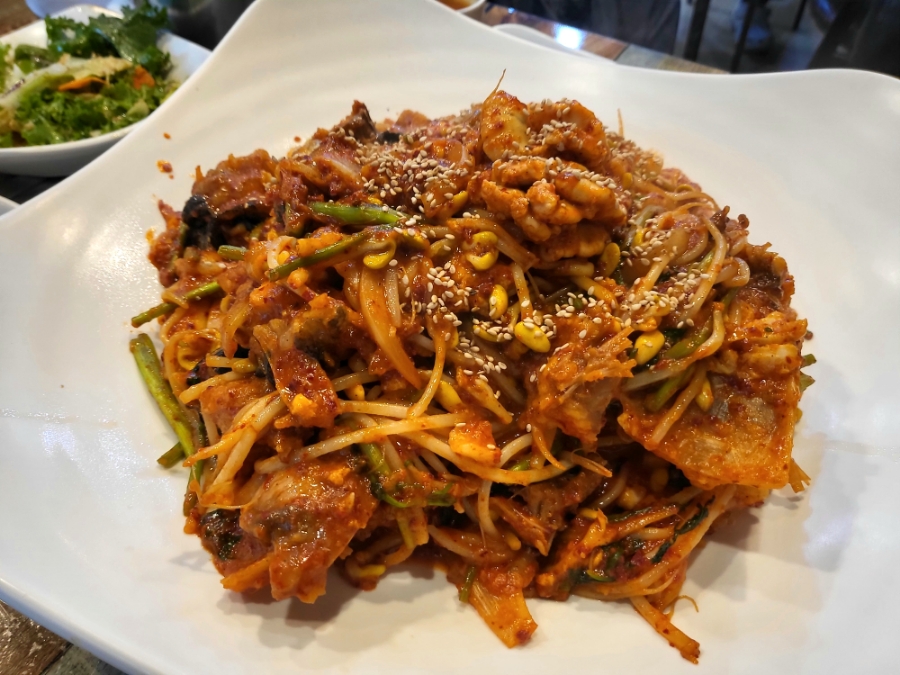 마산아구찜，굴 이미지
