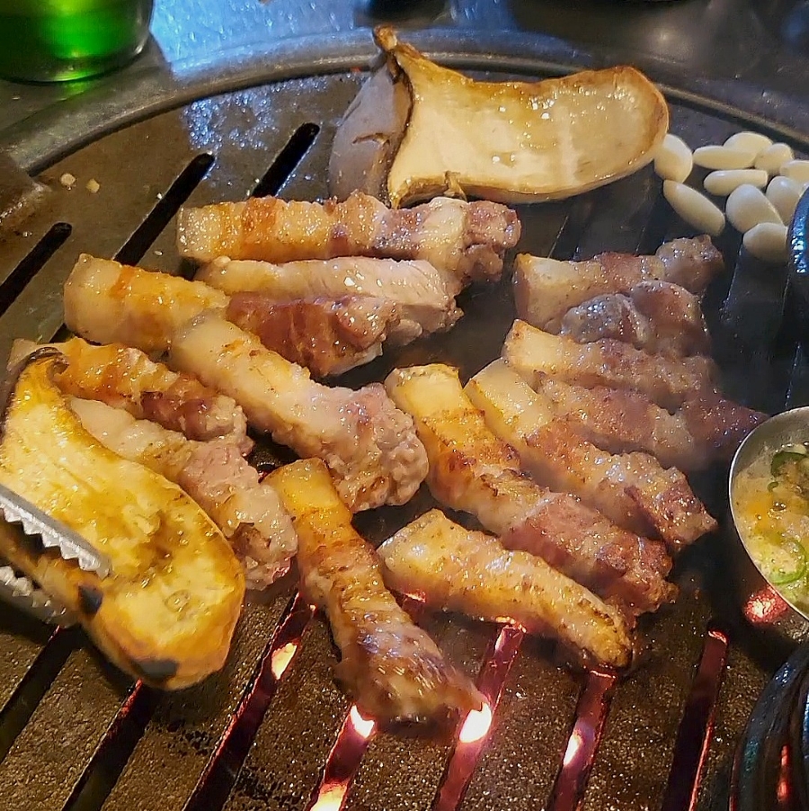 연탄불생고기한판 이미지
