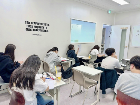 향산중학교 이미지