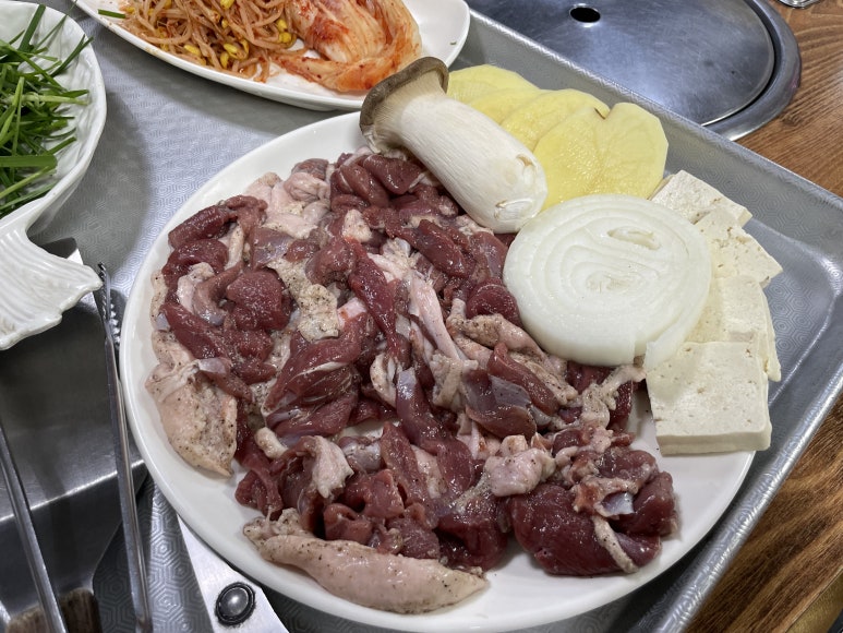 유수암돌판구이 이미지