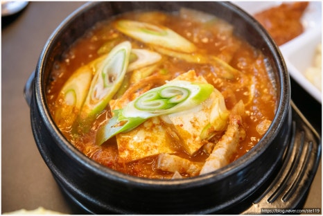 첨단솥뚜껑삼겹살 이미지