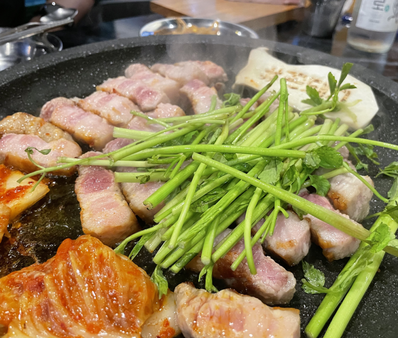 꼰돼지 이미지