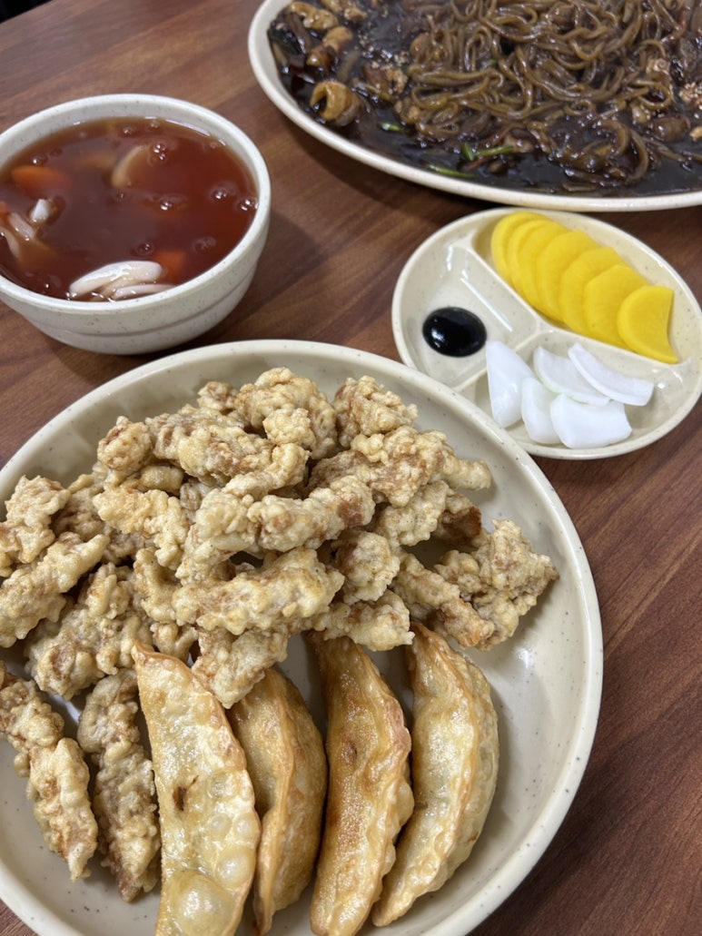 백리향&밀면 이미지