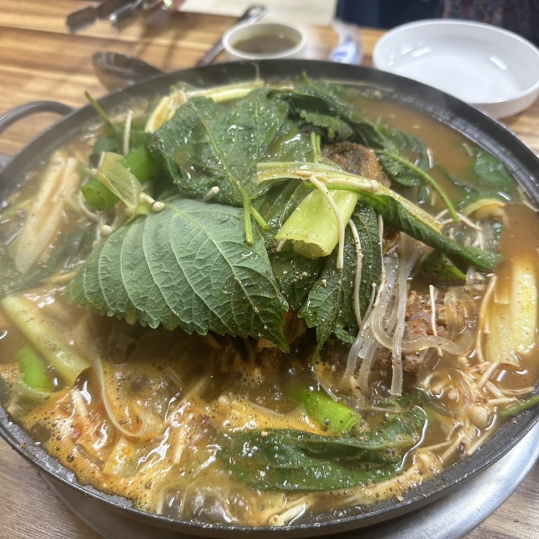 유씨네감자탕 이미지
