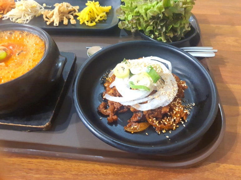 엄마네돼지찌개 이미지