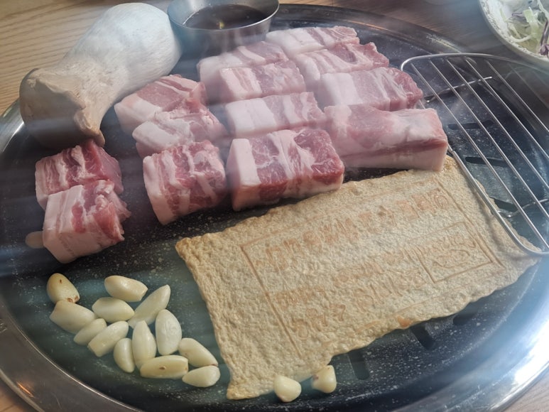 윤봉근생돼지고기 이미지
