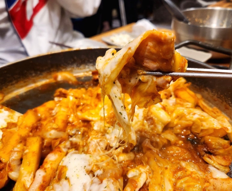 춘천오남매닭갈비 이미지