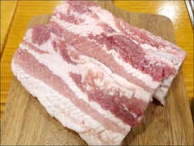 참고기 식육식당 이미지