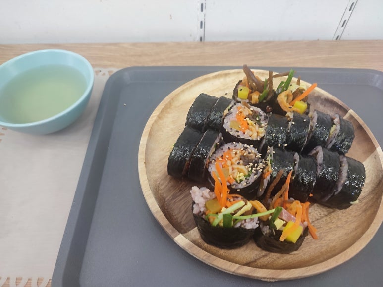 윤정김밥 이미지