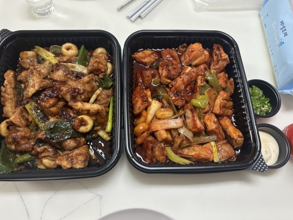 기영이숯불두마리치킨전주 이미지
