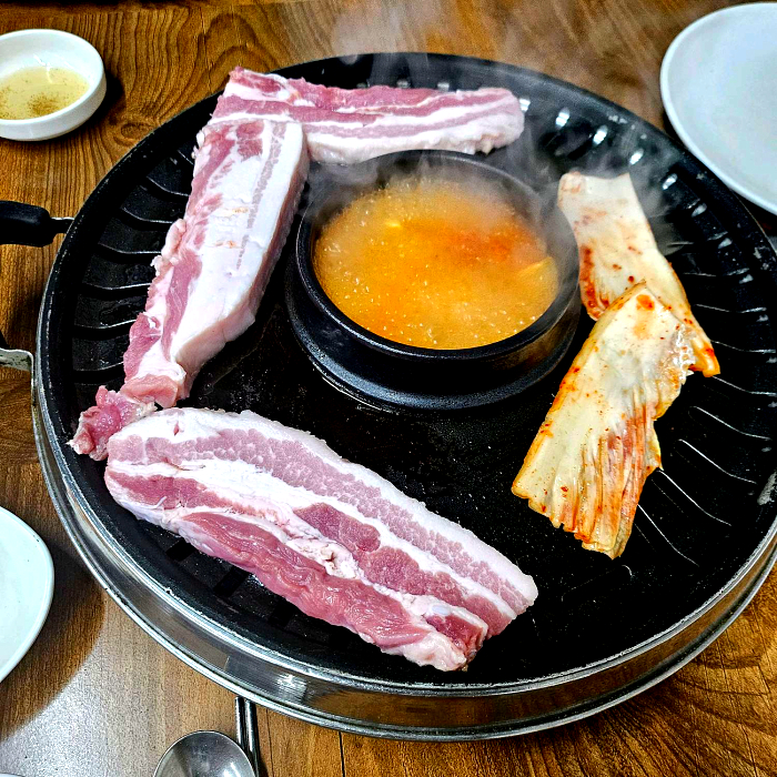 반가네생삼겹살 이미지